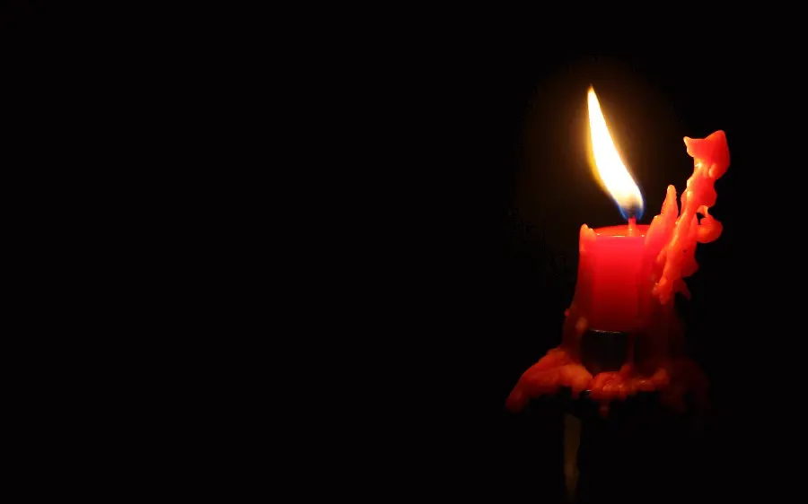 Sad Burning Candle Image To Say Condolences