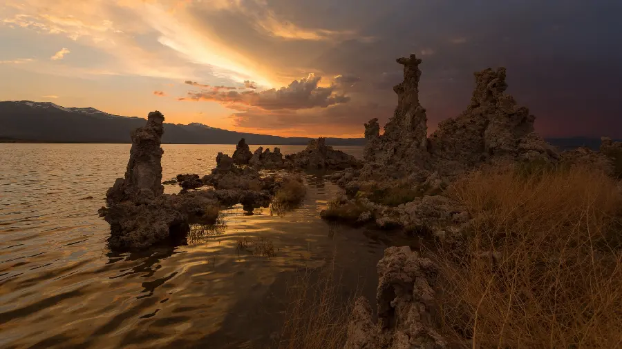 Amazing and spectacular background of indescribable sunset nature 