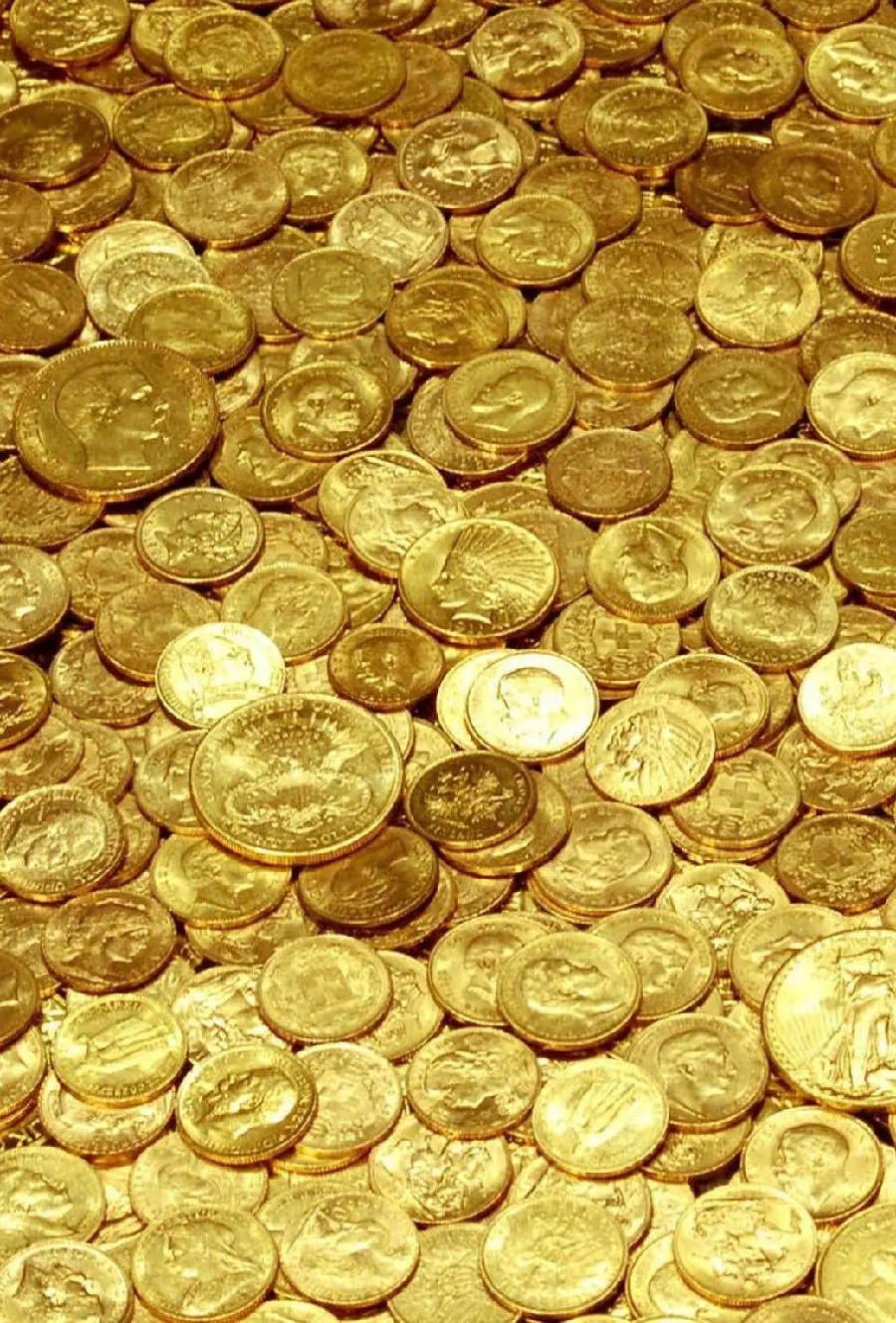 Sea image of gold coins for background download 