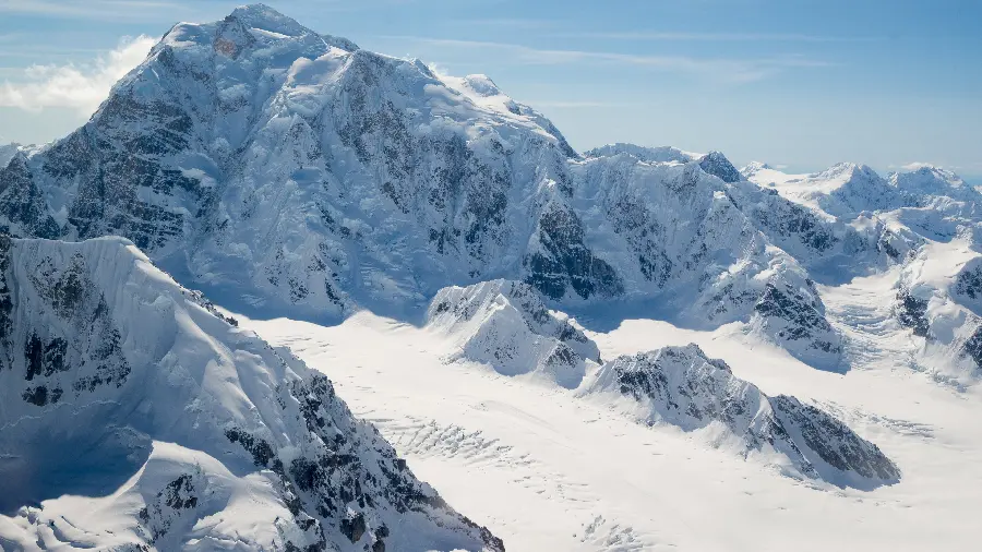 Download amazing view of snowy and white mountains