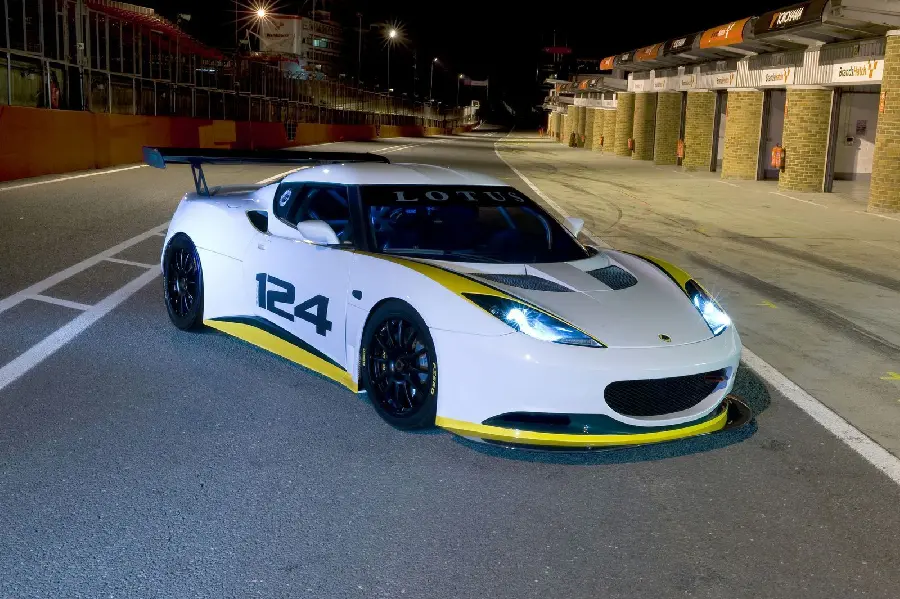 Dreamy White Lotus Elysee Racing Car Photo in Full HD Quality