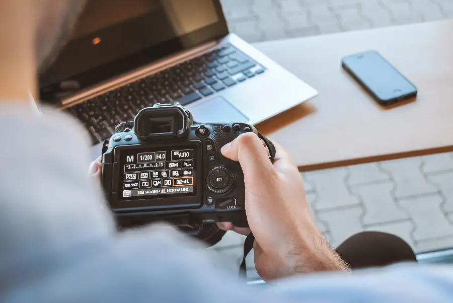 Download the most special profile photo for professional photographers