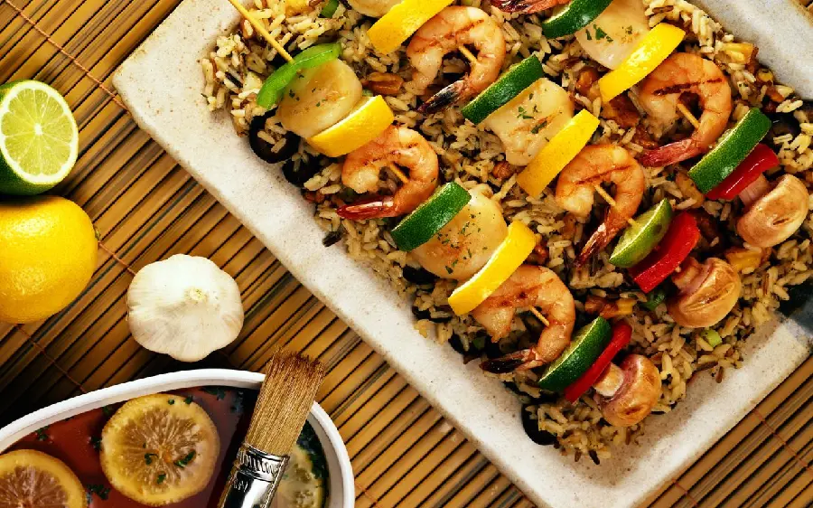 Restaurant food of shrimp and rice and vegetables in an artistic and free frame