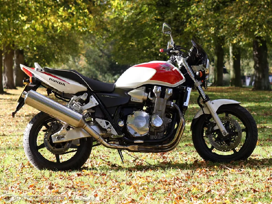 White and red Honda CB1300 motorcycle image for Instagram