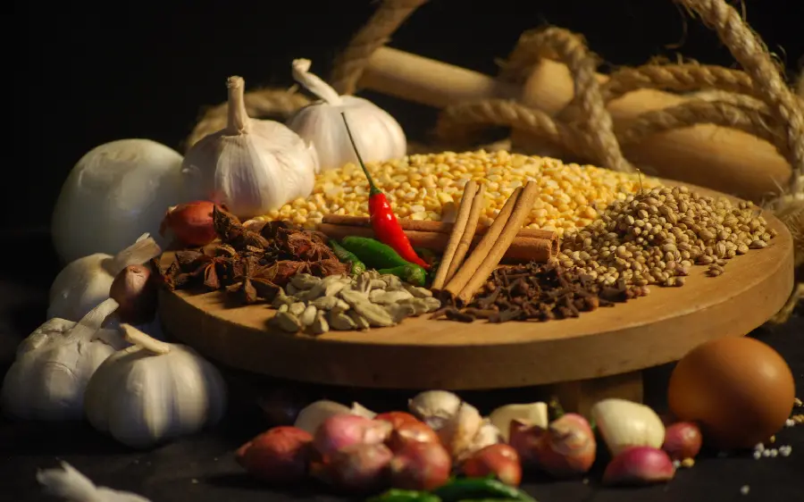 Attractive profile picture for chefs with cedar planks and beans