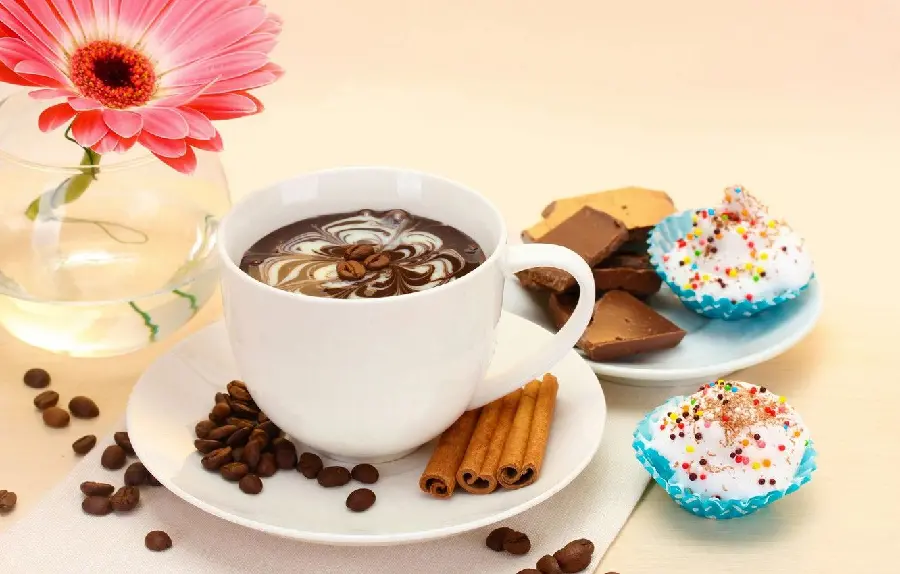 Beautiful image of delicious chocolate and cinnamon art with cupcakes 