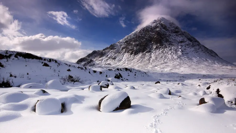 Download photo Lovely snowy mountain landscape for poster printing