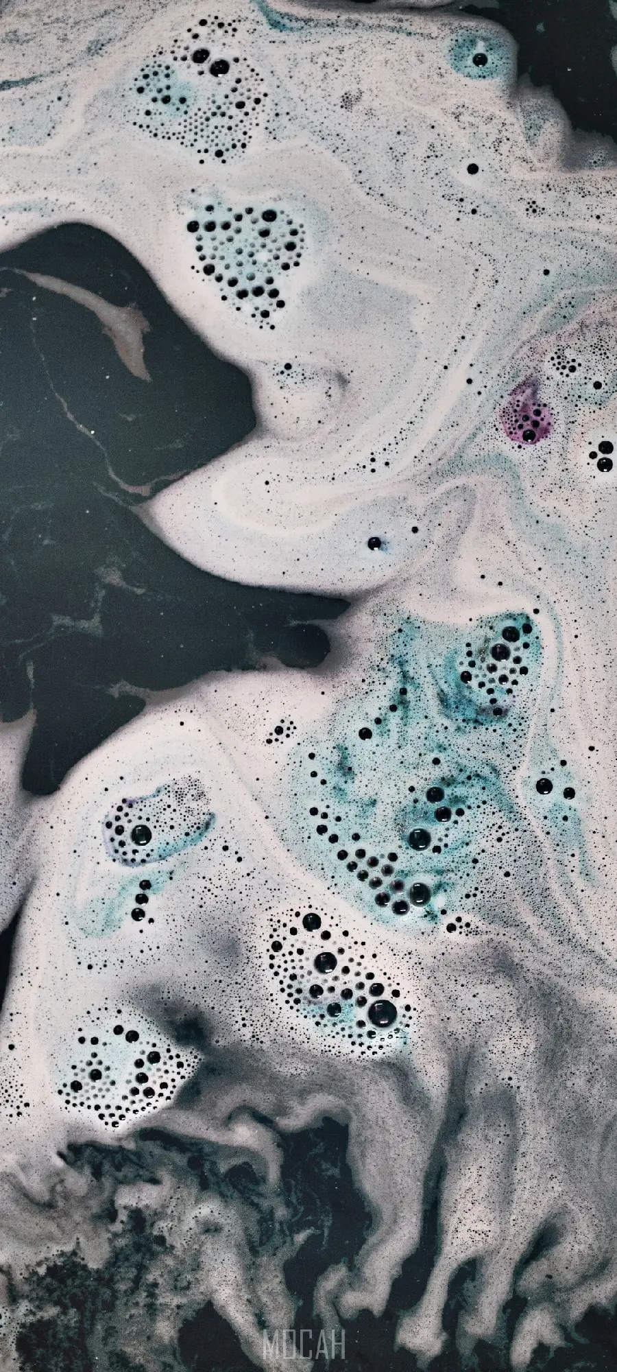 A pleasant and spectacular wallpaper of rushing waters and colored foam