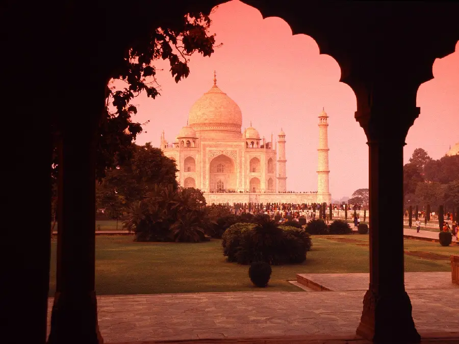 Image of the Taj Mahal in India, one of the new seven wonders of the world