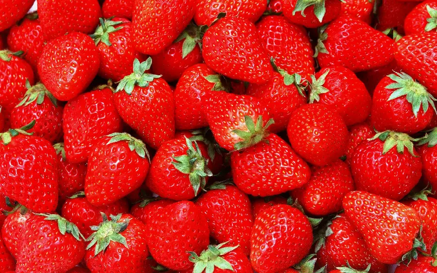 A photo of delicious and colorful strawberries in high quality