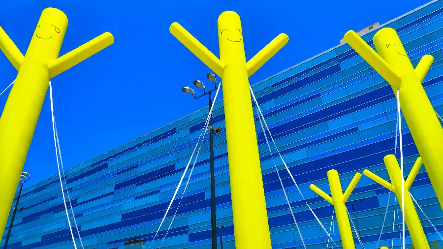 High-quality wallpaper with blue and yellow colors