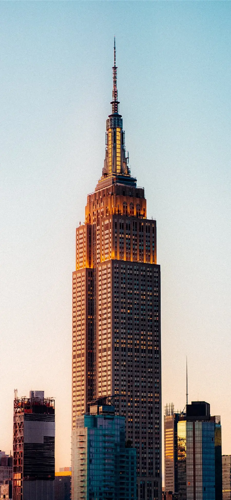 Download super beautiful photo of tall building with clear sky 