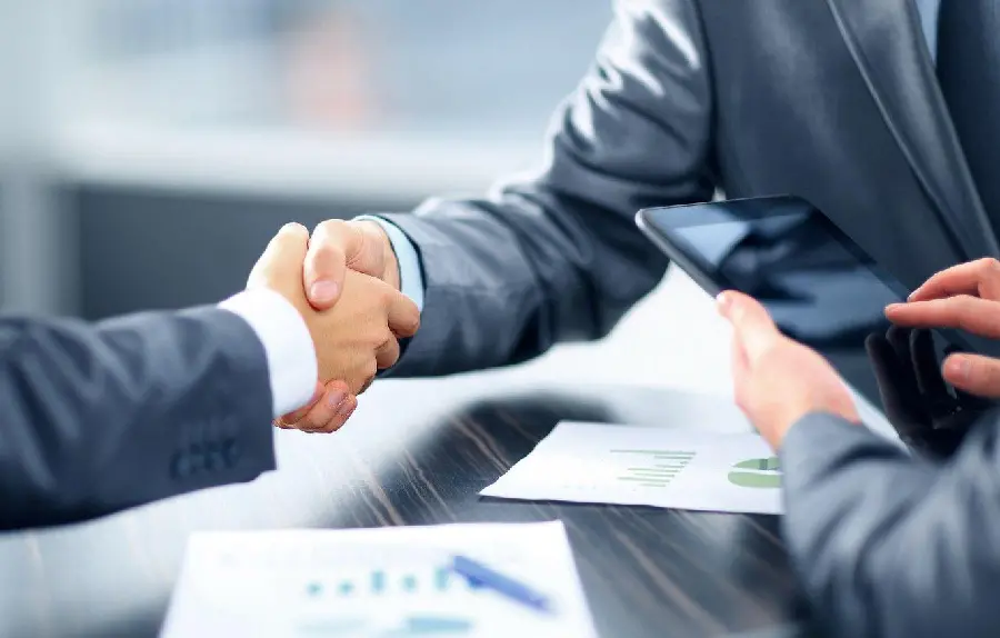 The best free and high-quality handshake image