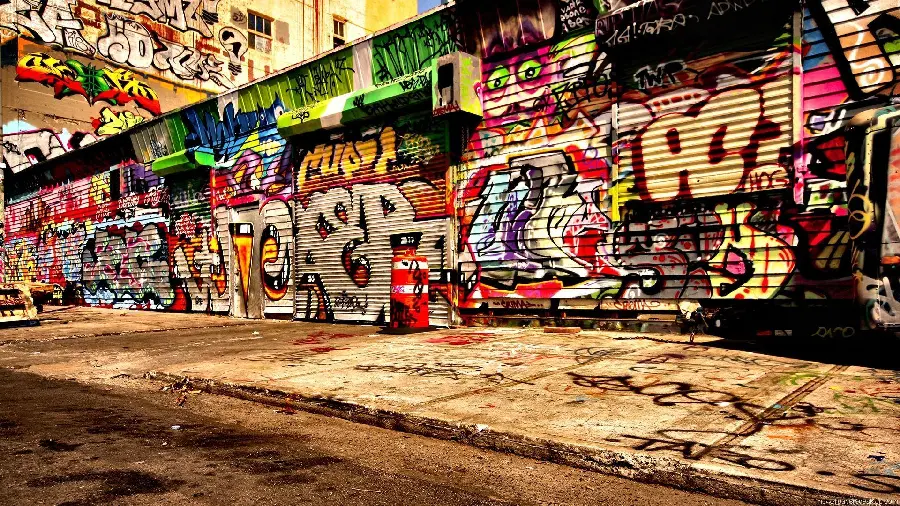The most interesting photo of graffiti and memoirs in the new graffiti style