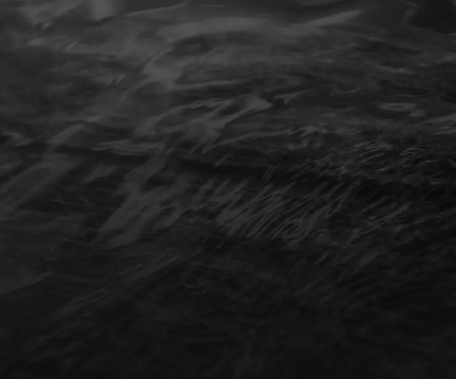 Dark and dark profile picture suitable for stories with high attractiveness