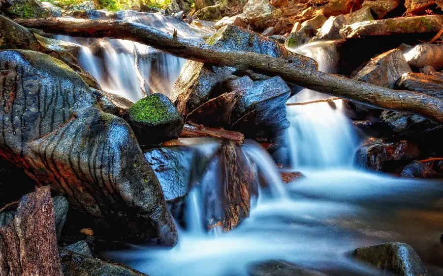 A very beautiful and professional waterfall graphic image with appropriate details for presentation as a student project