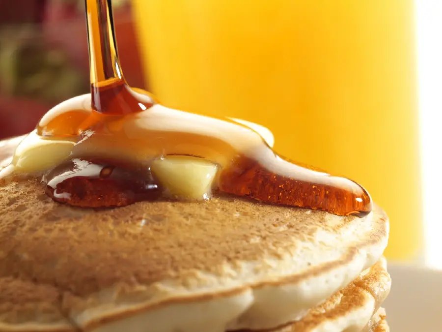 Download the most delicious French pancake photo with honey puffs 