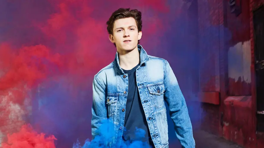 New photo of Tom Holland, the famous actor of the Spider-Man movie 
