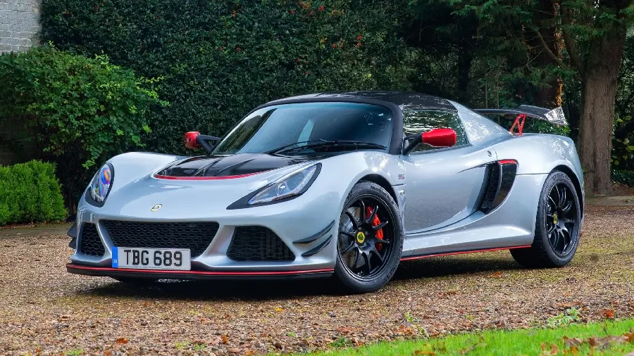 Download Silver Lotus Car Boy Profile in Very Good Quality