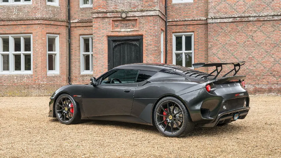 Photo of GT 430, the most powerful and lightest car of the prestigious Lotus company