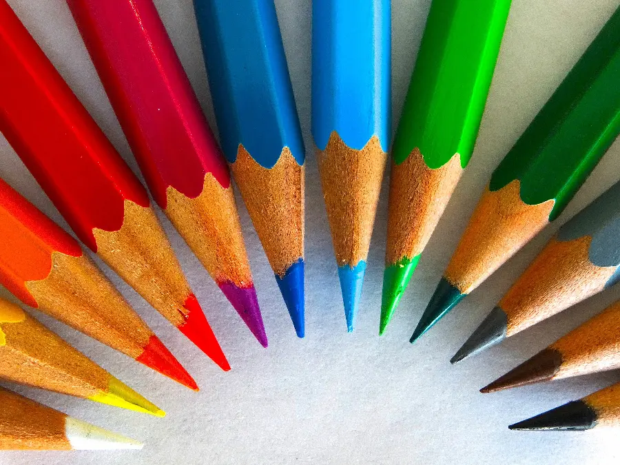 A beautiful and incredibly beautiful image of colorful colored pencils