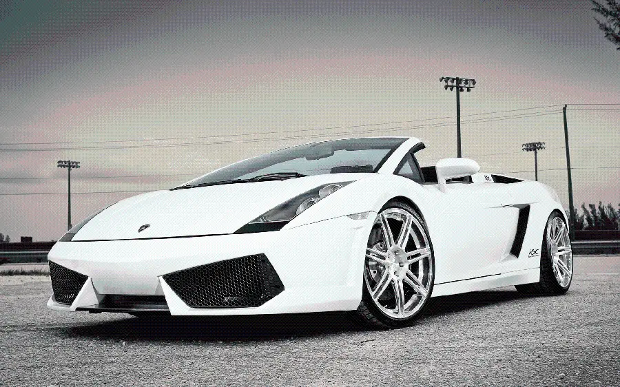 Attractive and spectacular pictures of white Lamborghini for phone wallpaper
