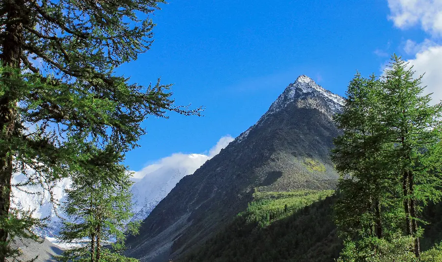 High quality photos of spectacular nature for printing posters and decorative panels