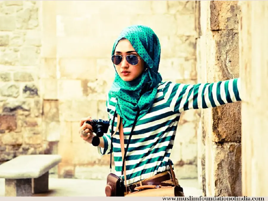 Cool profile picture for simple artistic girls with a hijab