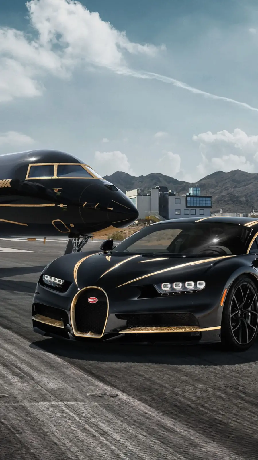  Wallpaper set of airplanes and personal cars of Bugatti black and gold