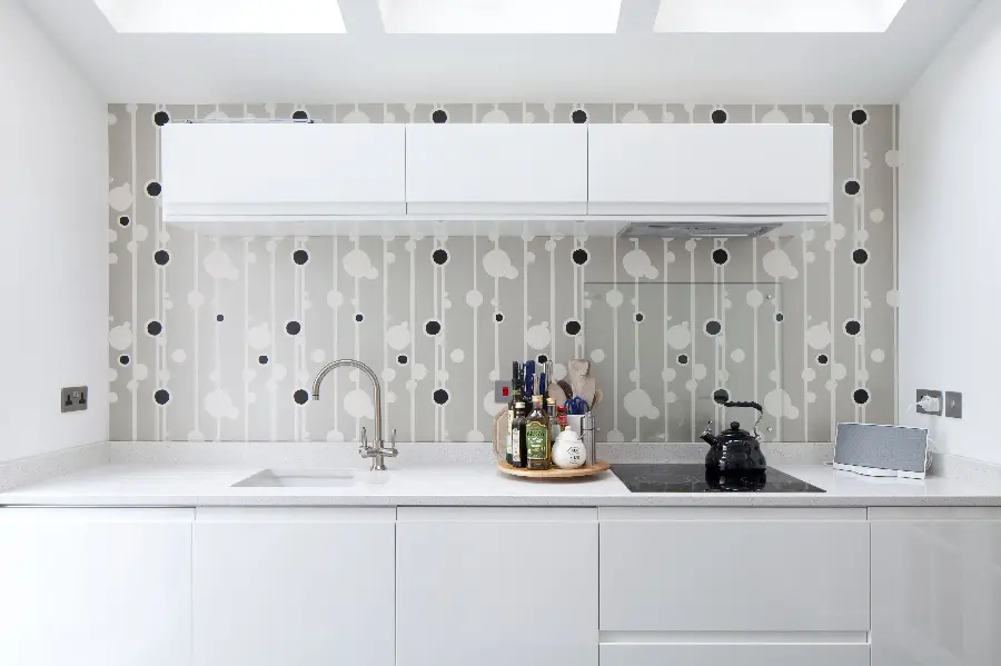  Amazing wallpaper of a simple and beautiful kitchen with a beautiful decor 