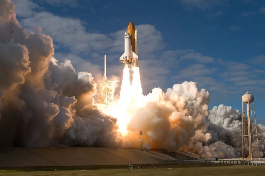 The most attractive image of The moment of testing and launching a real rocket 