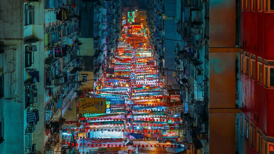 A beautiful and colorful profile of a crowded city full of tall buildings