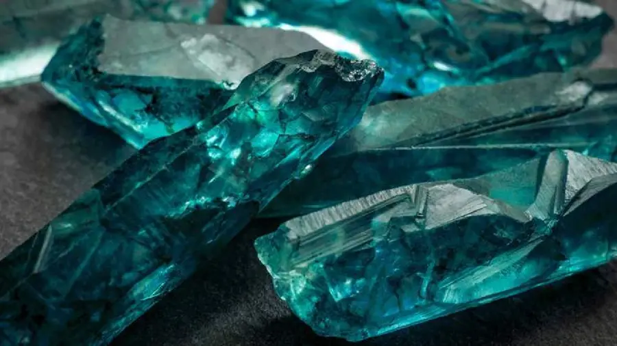 Unique and special turquoise ore wallpaper 
