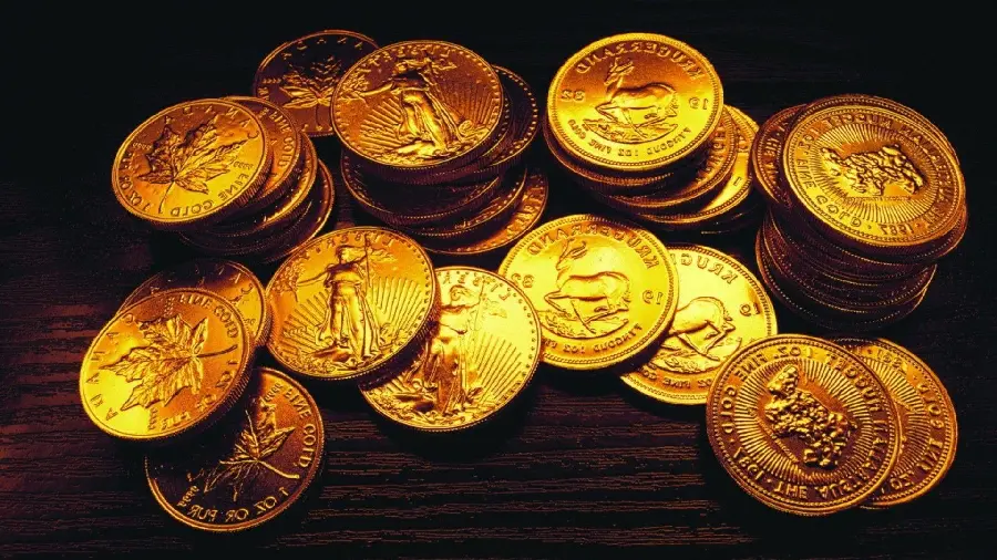 Free download of attractive background photo of arranged gold coins