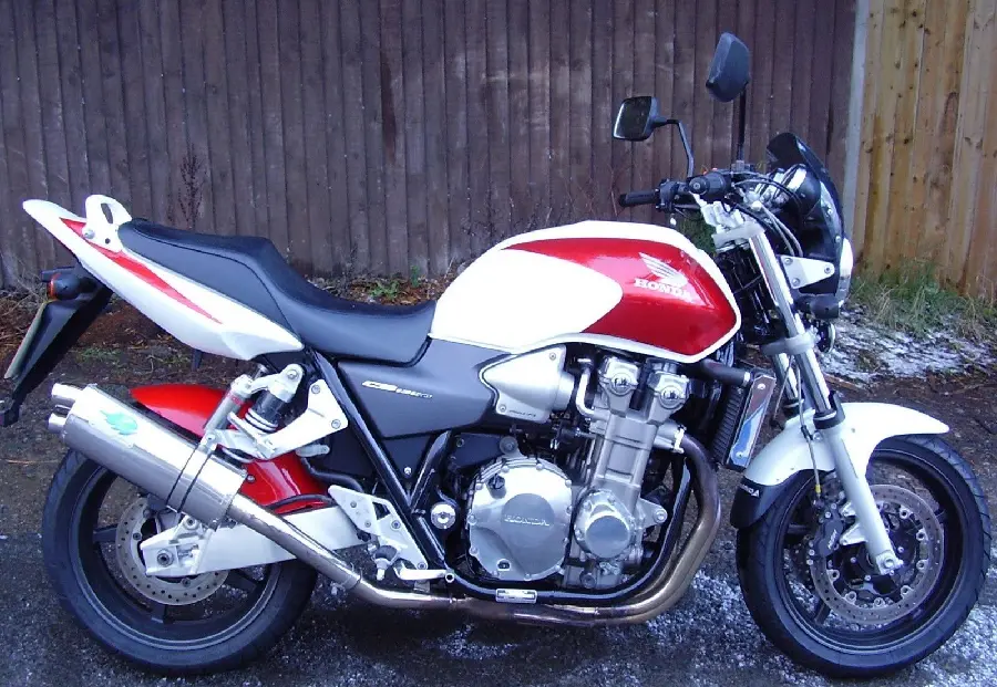 Download the popular Honda CB1300 or Honda CB1300 photo