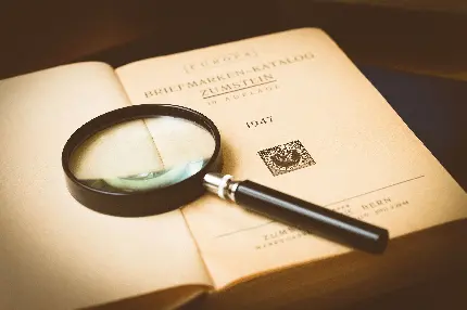 Real Magnifying Glass Images for Profile and Wallpaper