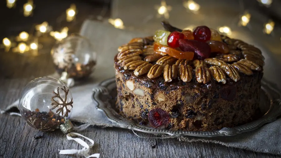 Delicious Nut Cake Wallpaper for Wedding Surprises