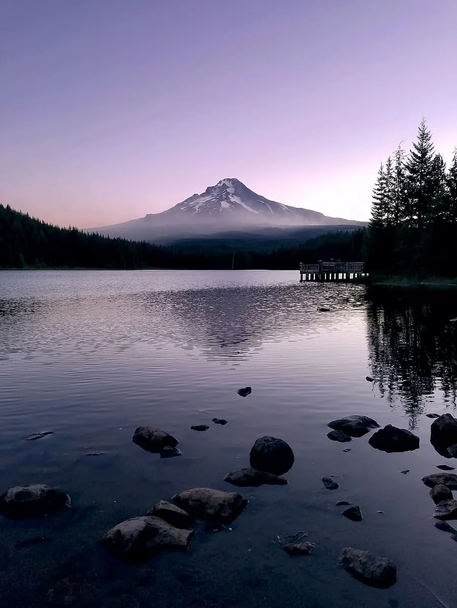 High quality clear and transparent lakeside camp wallpaper