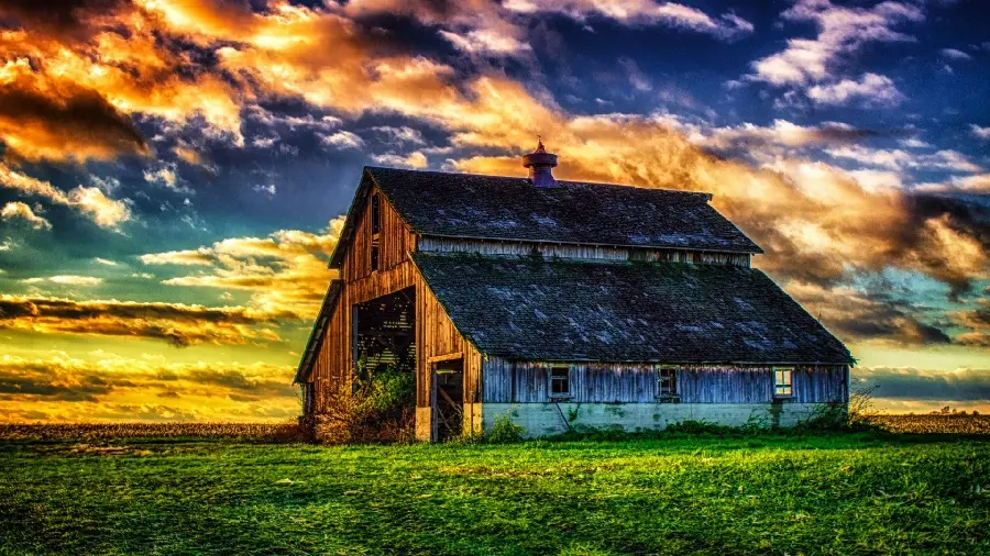 Spectacular background for desktop and laptop with a barn theme