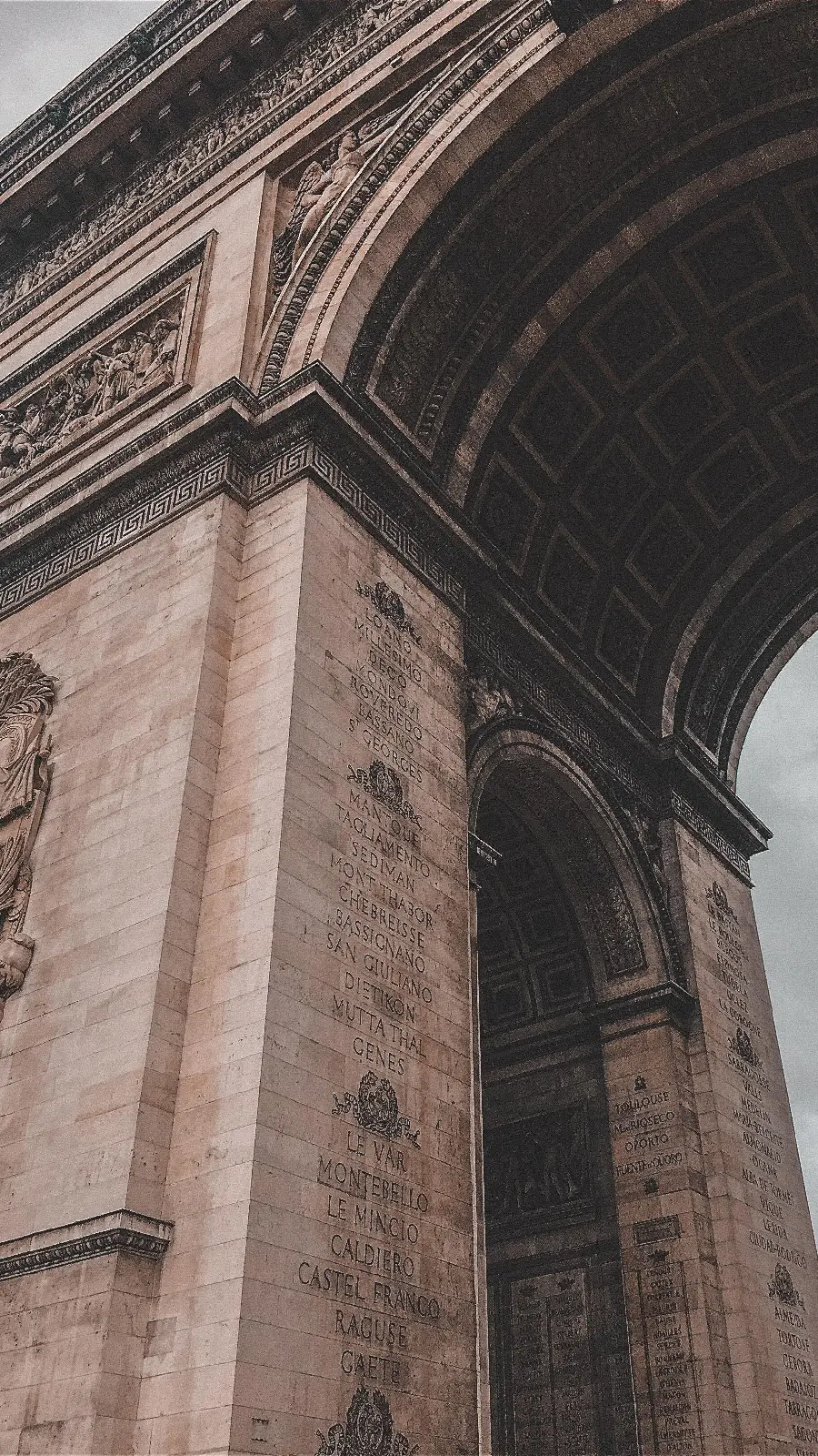 The best wallpaper of ancient architecture of ancient works for mobile phones and tablets of artists and professional architects 