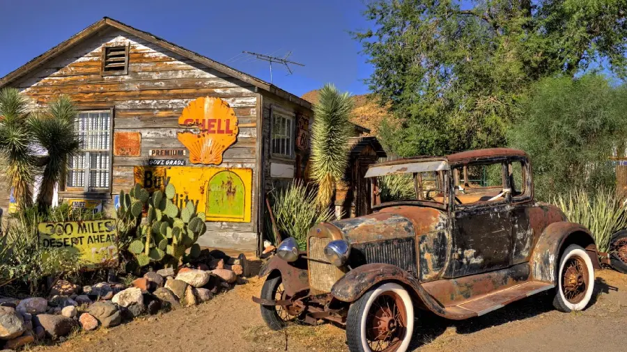 Download high quality and interesting images of old cars abandoned in nature