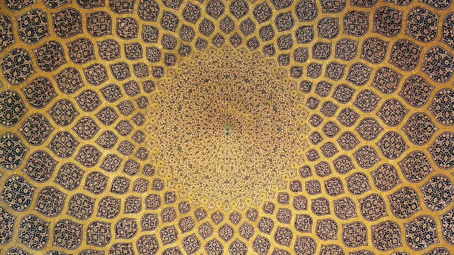 Photo of the ceiling of Sheikh Lotfollah Mosque with authentic Iranian architecture