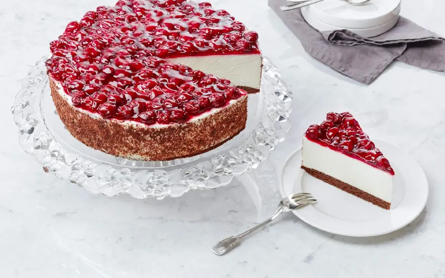 Cheesecake with Jam Wallpaper for Original Cake Baking Idea