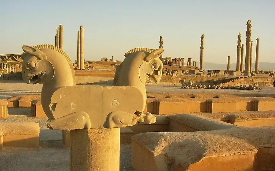 Amazing photo of the Achaemenid lion, the pride of Iranian architecture