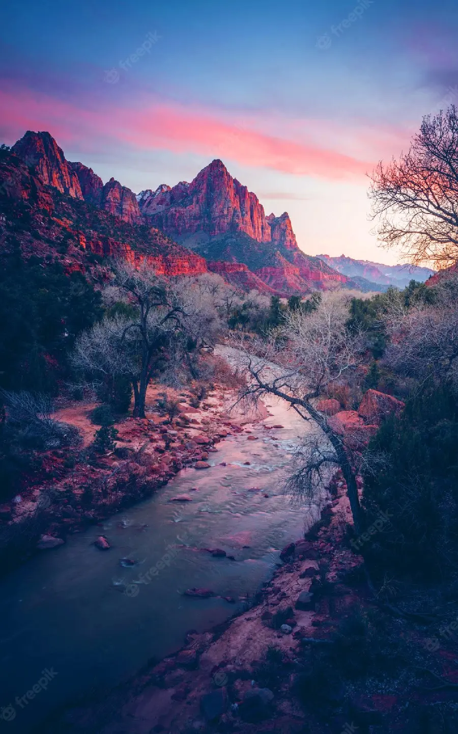 Download an incredibly beautiful wallpaper of the sunset sky 