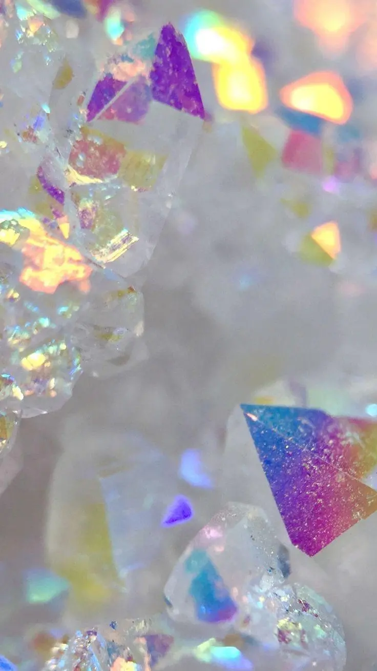 Download the masterpiece and spectacular crystal design wallpaper
