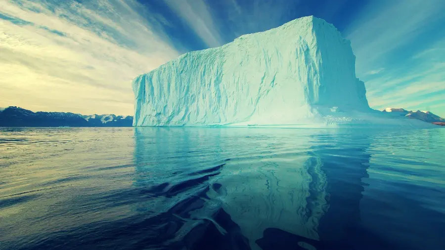 Picture of polar nature and interesting iceberg landscape
