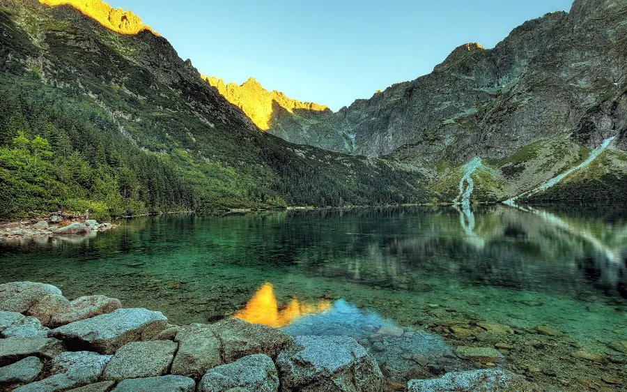 Background photo of spectacular and pristine nature in Doostha 