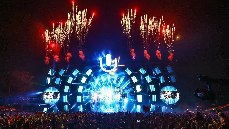 Stock of music festivals in the history of the world and their best in high resolution