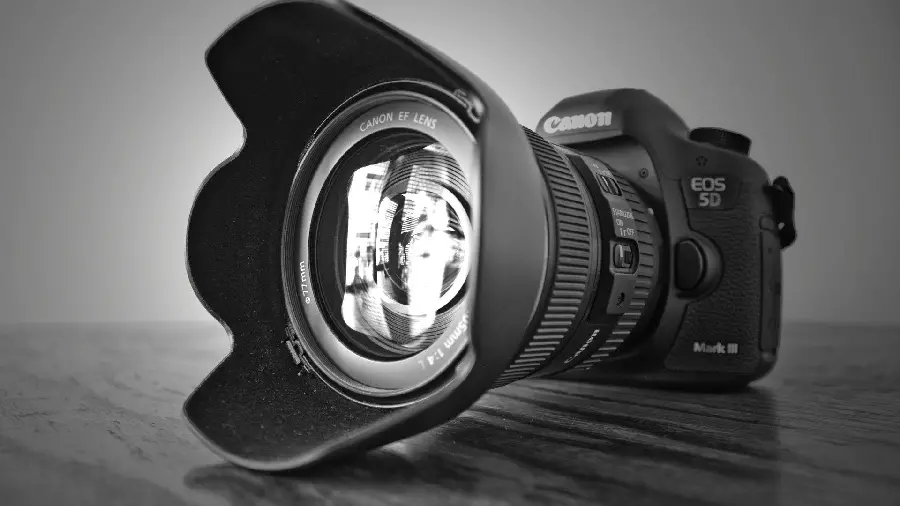 Canon Eos5D Camera Wallpaper 22MP Full Frame CMOS Image Sensor